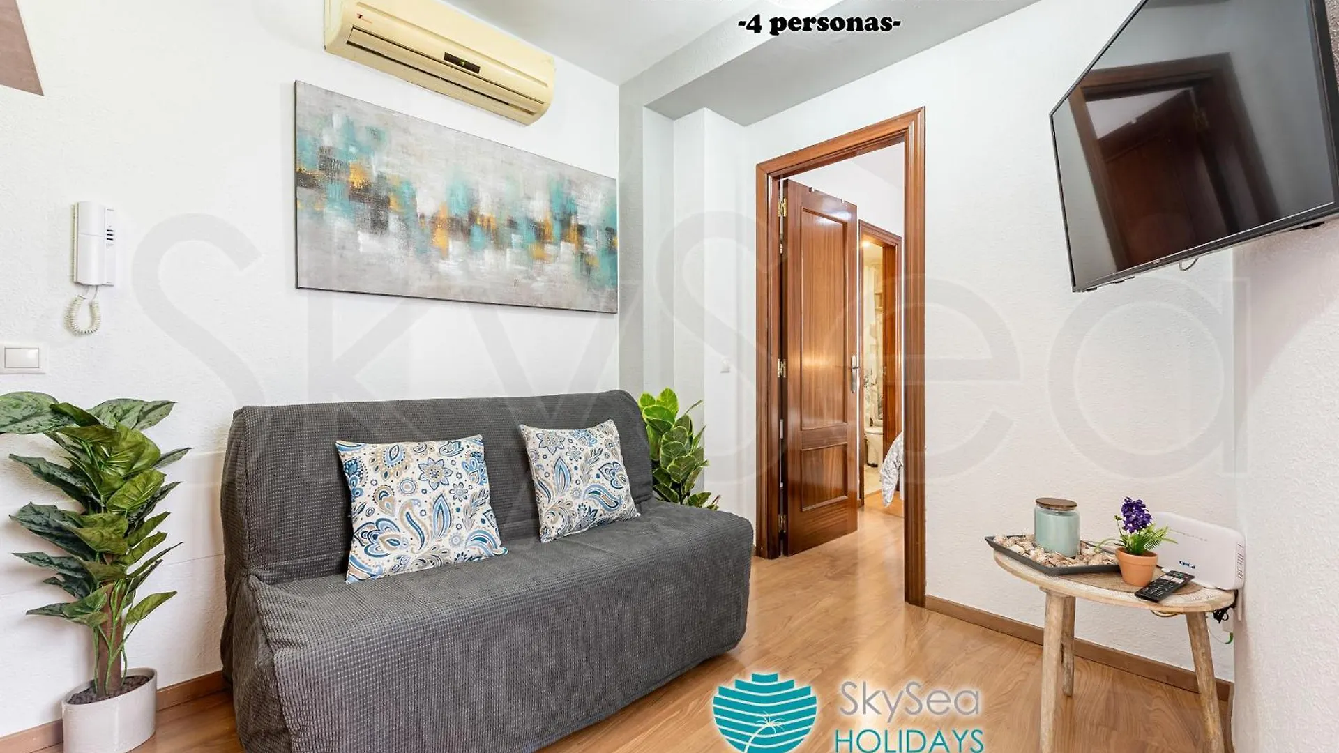 Skysea Holidays Malaga Centro Frente Al Rio Spain