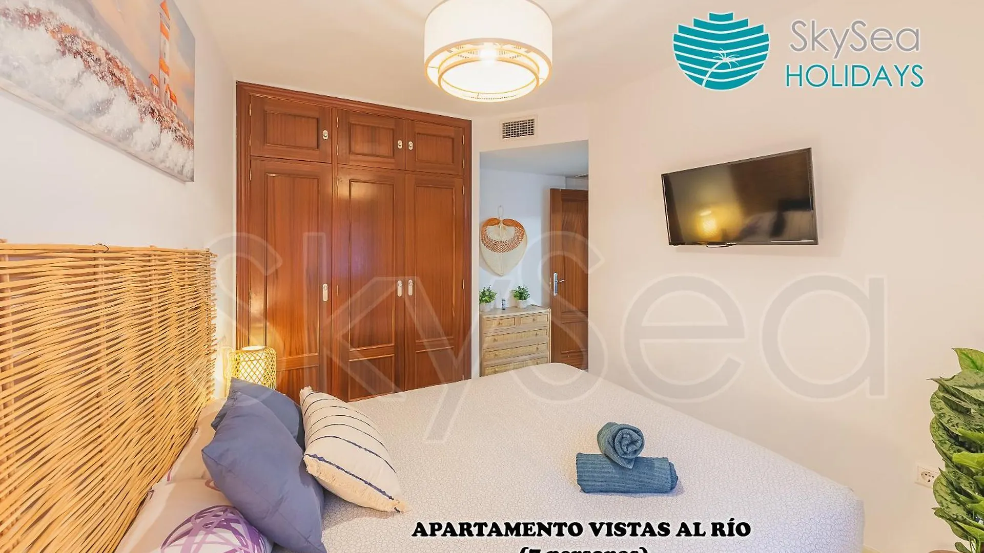 Skysea Holidays Malaga Centro Frente Al Rio 0*,